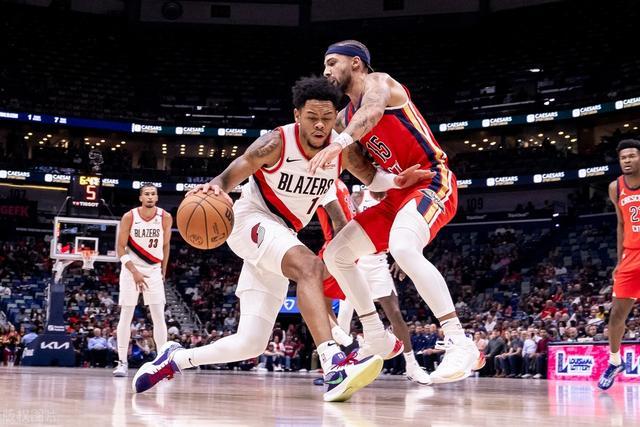 锡安34+10鹈鹕力克步行者 国王送老鹰4连败